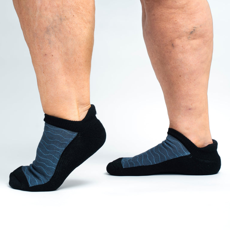 Waves Ankle Socks