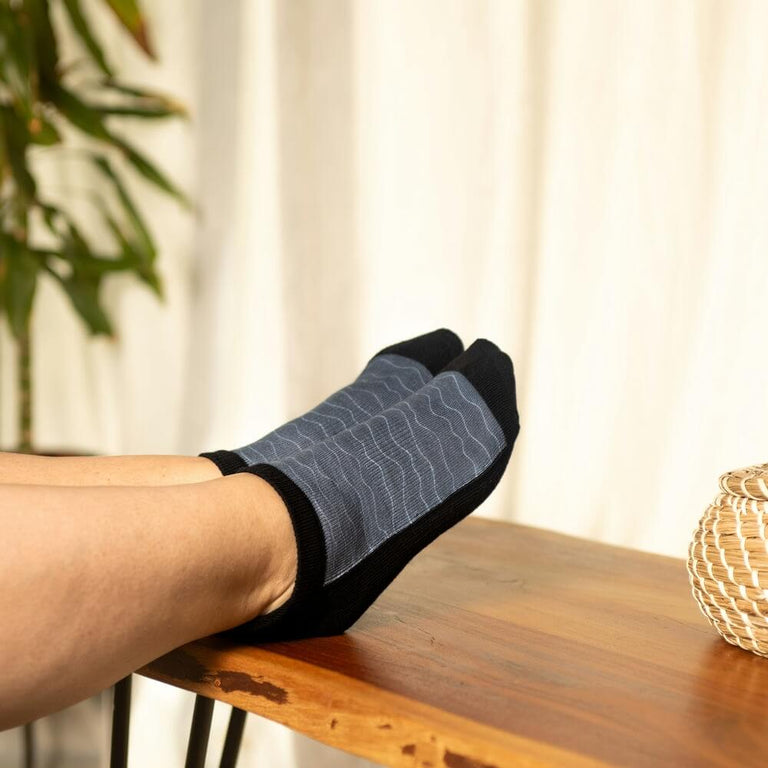 Waves Ankle Socks