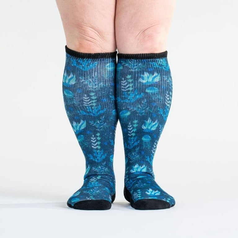 Jellyfish Blues EasyStretch™ Socks From Viasox Front View
